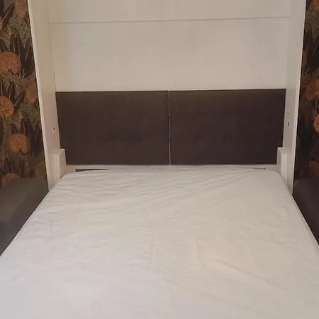 Daire Neuf Idealement Place Avec Terrasse Et Jardin